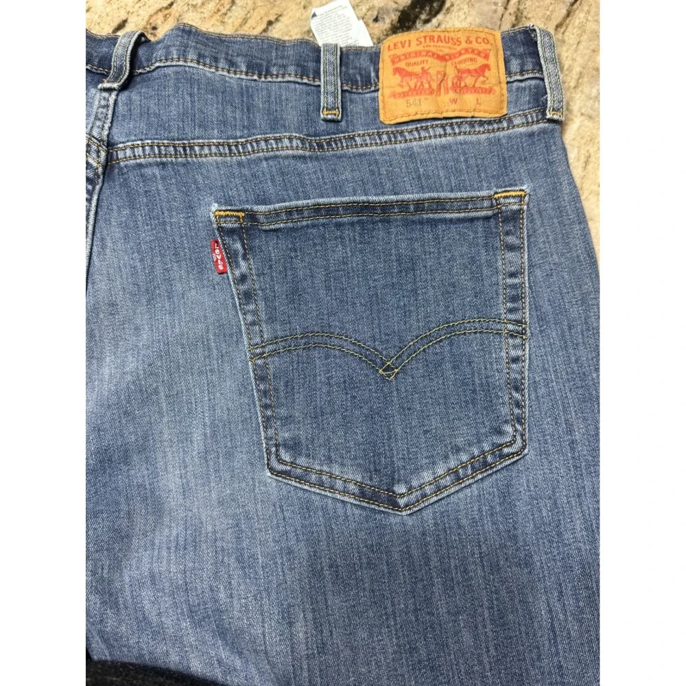 Levi's 541 Athletic Taper Jeans Mens 42x32 All Seasons Tech Blue Medium Wash